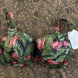 Haiti Curves Bikini Top
